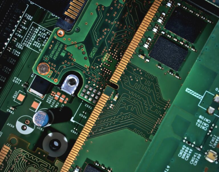 Exploring the Future of Electronics with Latergen Hardware